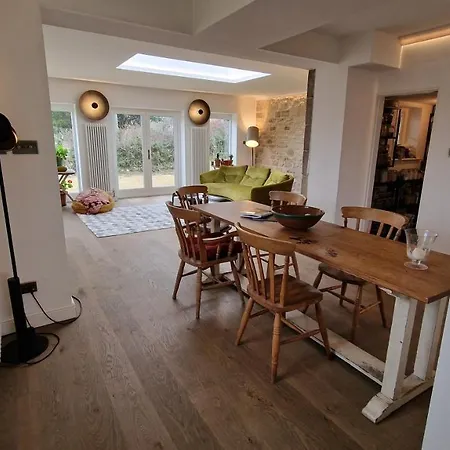 3 Bedroom Country Family Near Prázdninový dům Masham