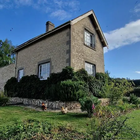 3 Bedroom Country Family Near